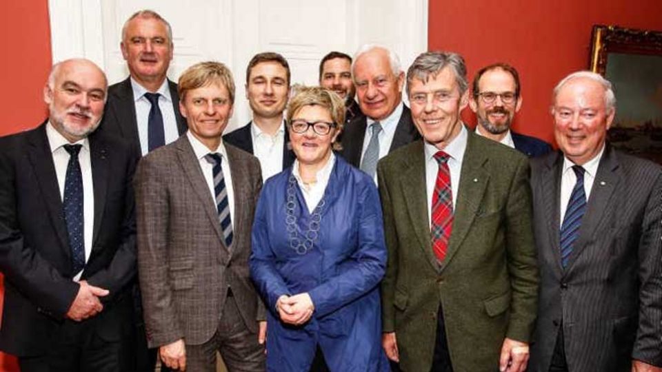 Vertreter der SDW und des BdB