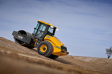 JCB Walzenzug