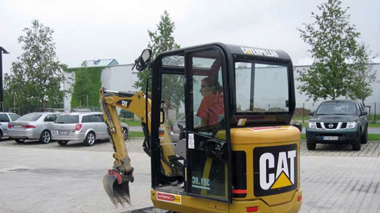 Cat Minibagger