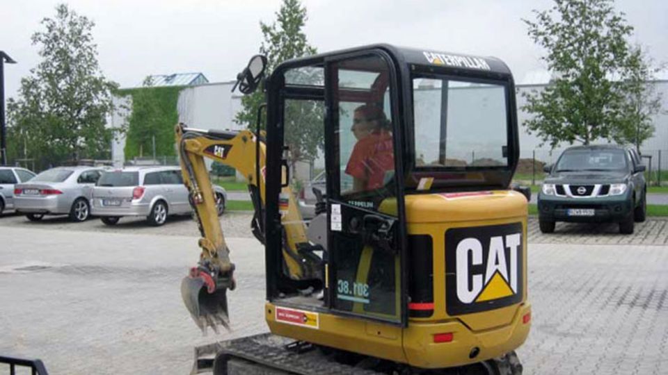 Cat Minibagger