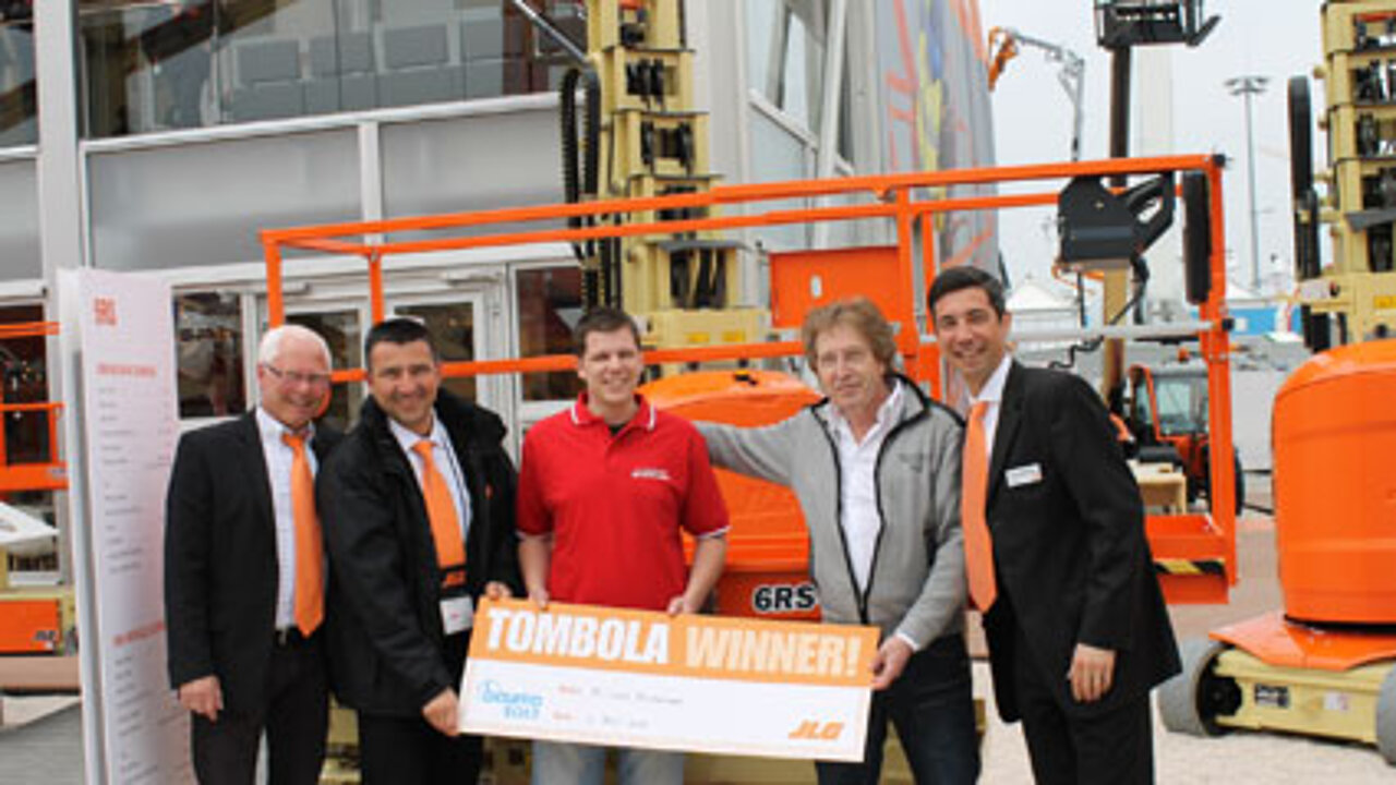 JLG-Arbeitsbuehnen-bauma
