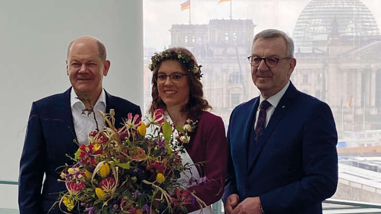 Blumengruß zum Valentinstag