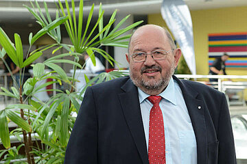Gerhard Zäh