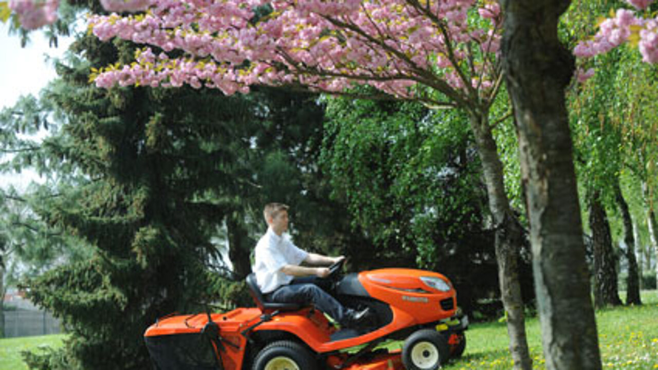 Kubota GR2120