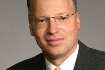 Dr. Wolfang Voß
