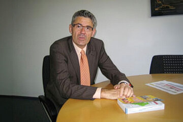 Burkhard Kuhn Burkhard Kuhn