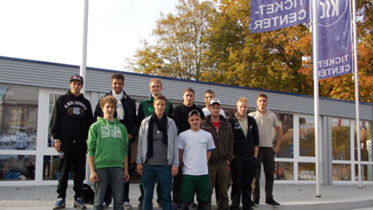 Eingangsbereich Fan-Shop