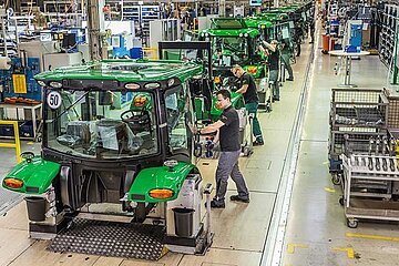 Traktorenproduktion