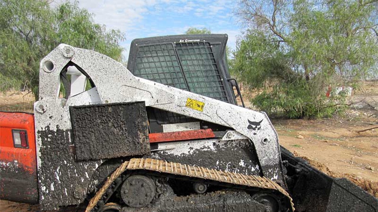 Bobcat T320