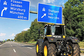 JCB Fastrac 4000