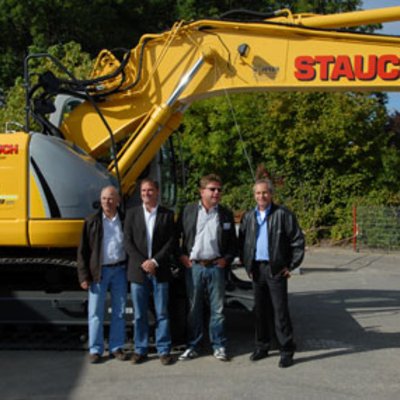 Stauch Bau