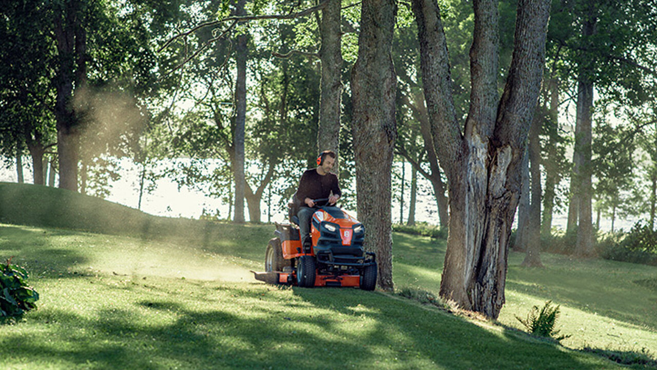 Husqvarna Aufsitzmäher