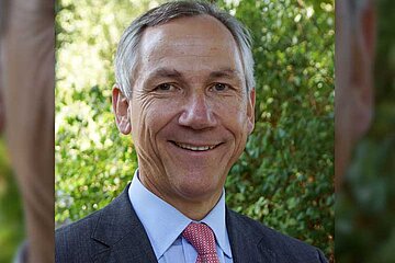 Dr. Christian Barth
