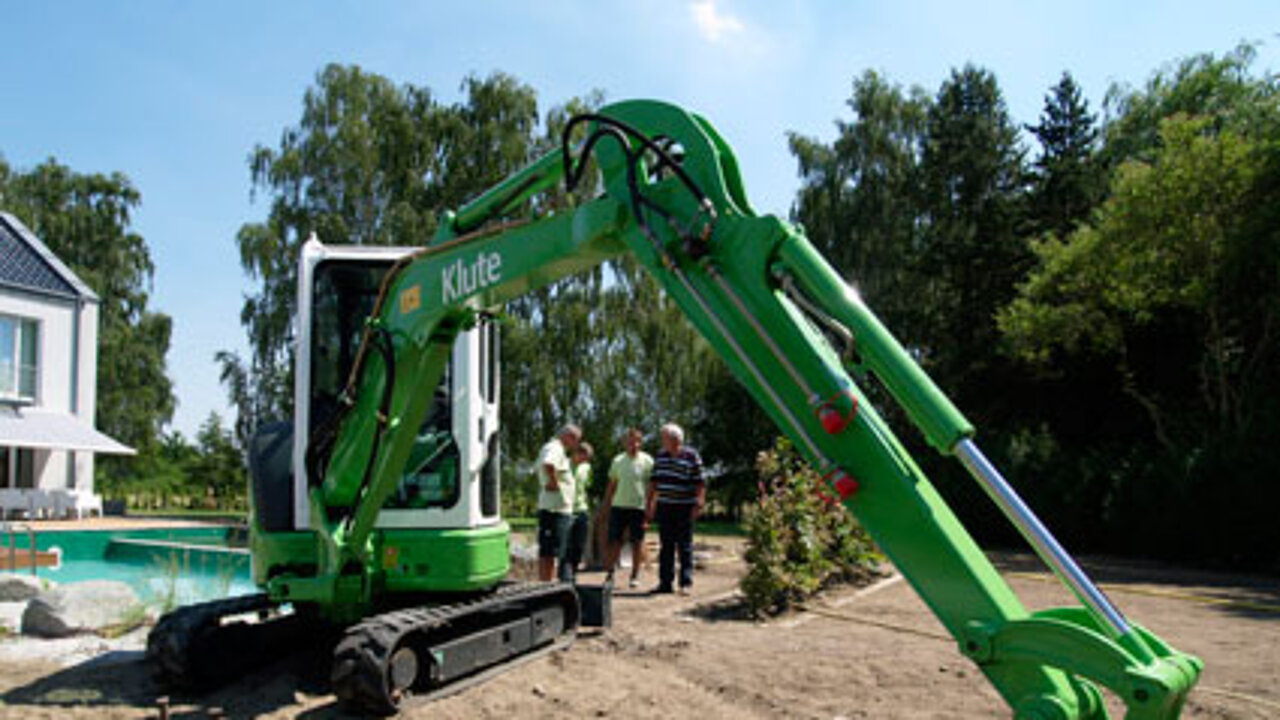 Komatsu PC30