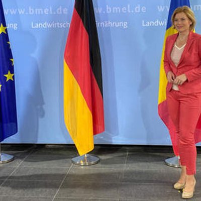 Julia Klöckner und Violeta Alexandru