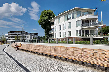 75 Meter Sitzbank