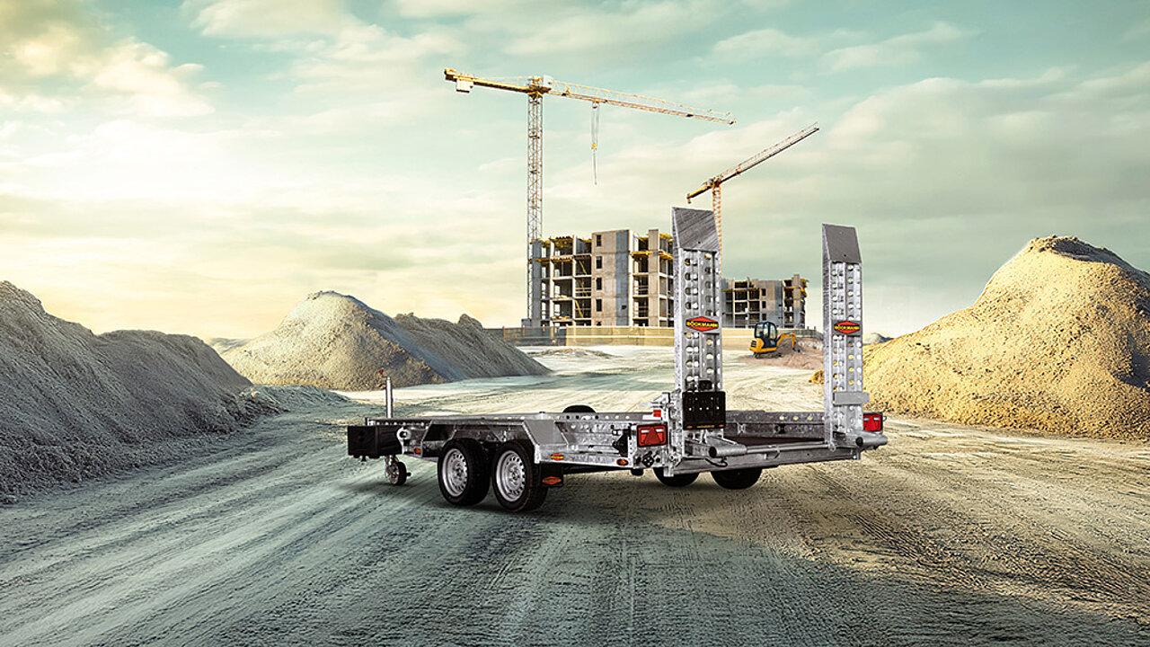Baumaschinentransporter