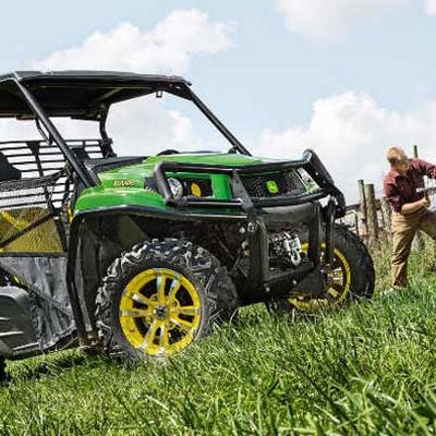 John Deere Gator