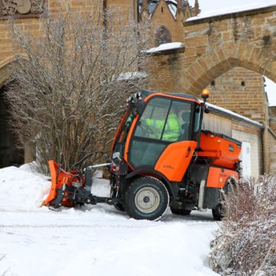 Geräteträger im Winterdienst