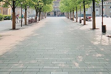 Gehwegsplatten im XXL-Format