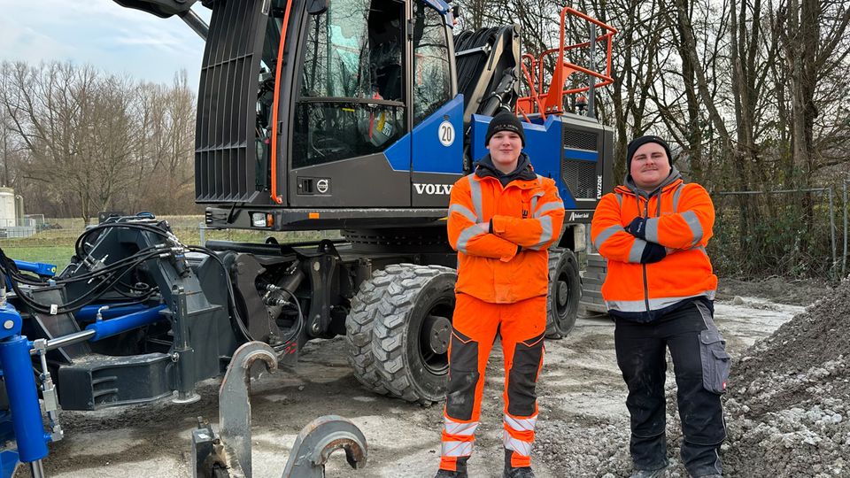 Azubis Florian Gide und Dominic Pajdzik