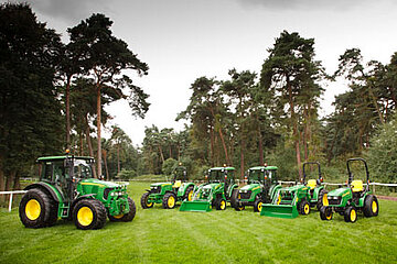 John Deere Allradkompakttraktoren