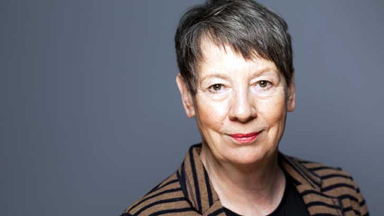 Dr. Barbara Hendricks