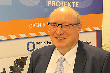 Rototilt Schnellwechsler Interview