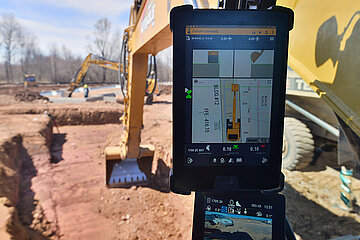 Caterpillar und Trimble