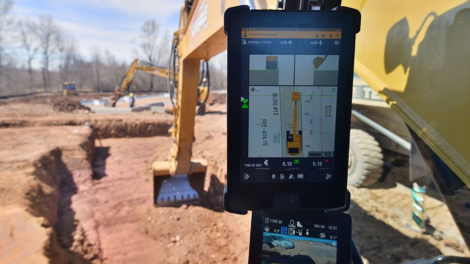 Caterpillar und Trimble