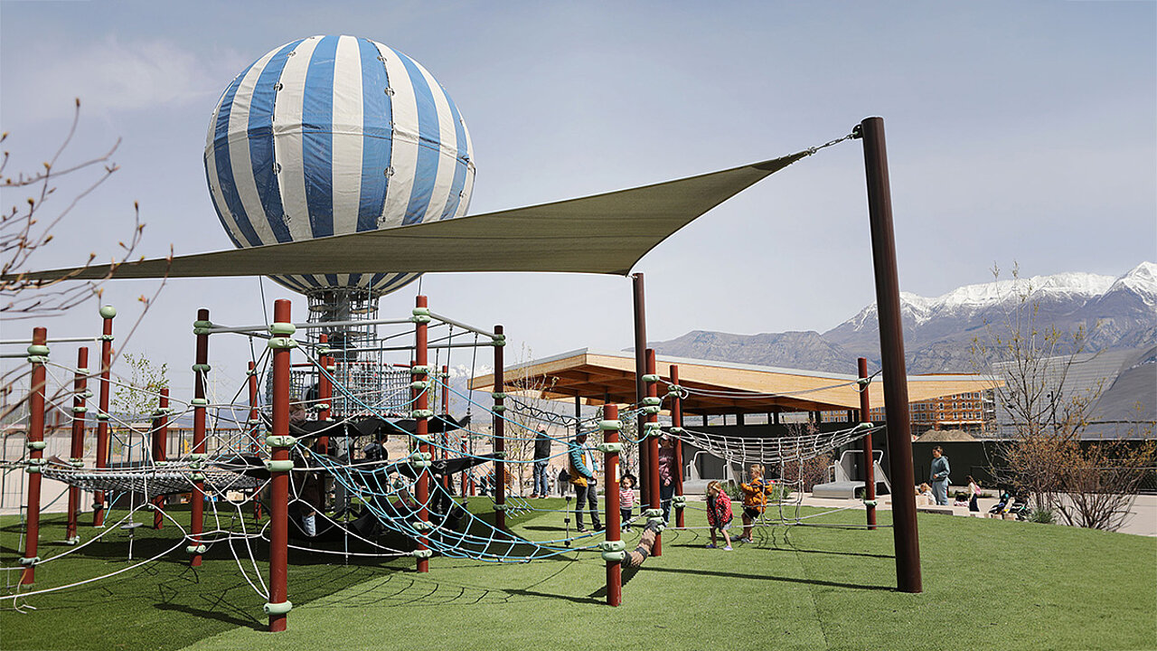 Berliner Seilfabrik Spielplatzgeräte