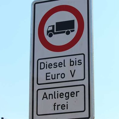 Diesel-Fahrverbot Schild