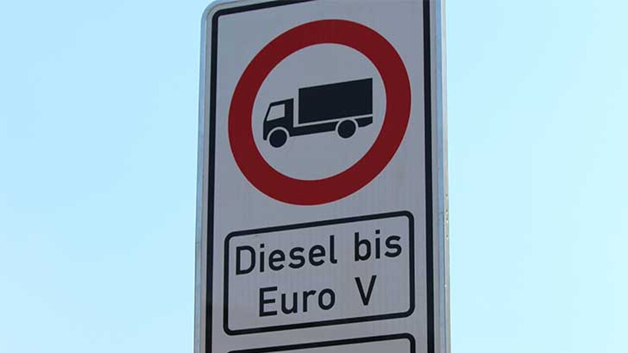 Diesel-Fahrverbot Schild