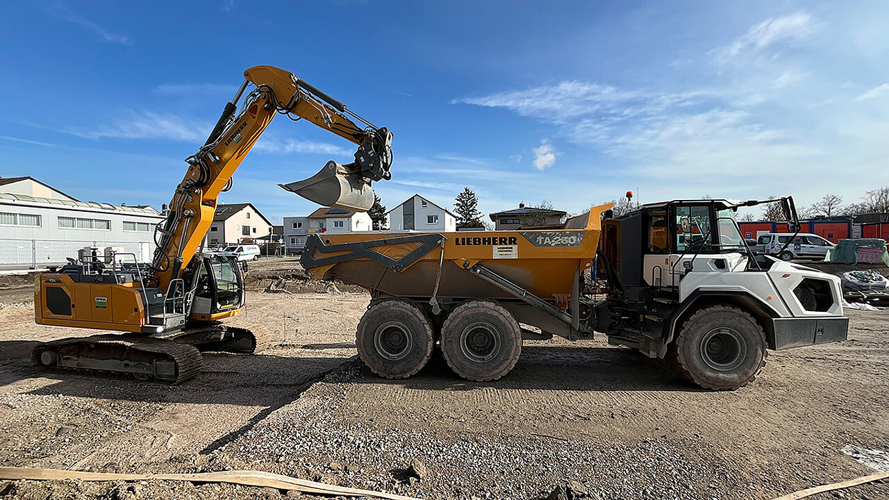 Liebherr Vermietung Erdbewegungsmaschinen