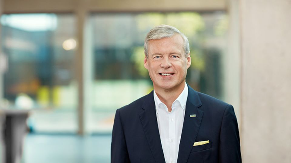 Hartmut Jennerr