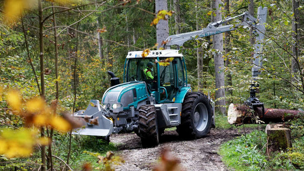 Traktor für den Forst