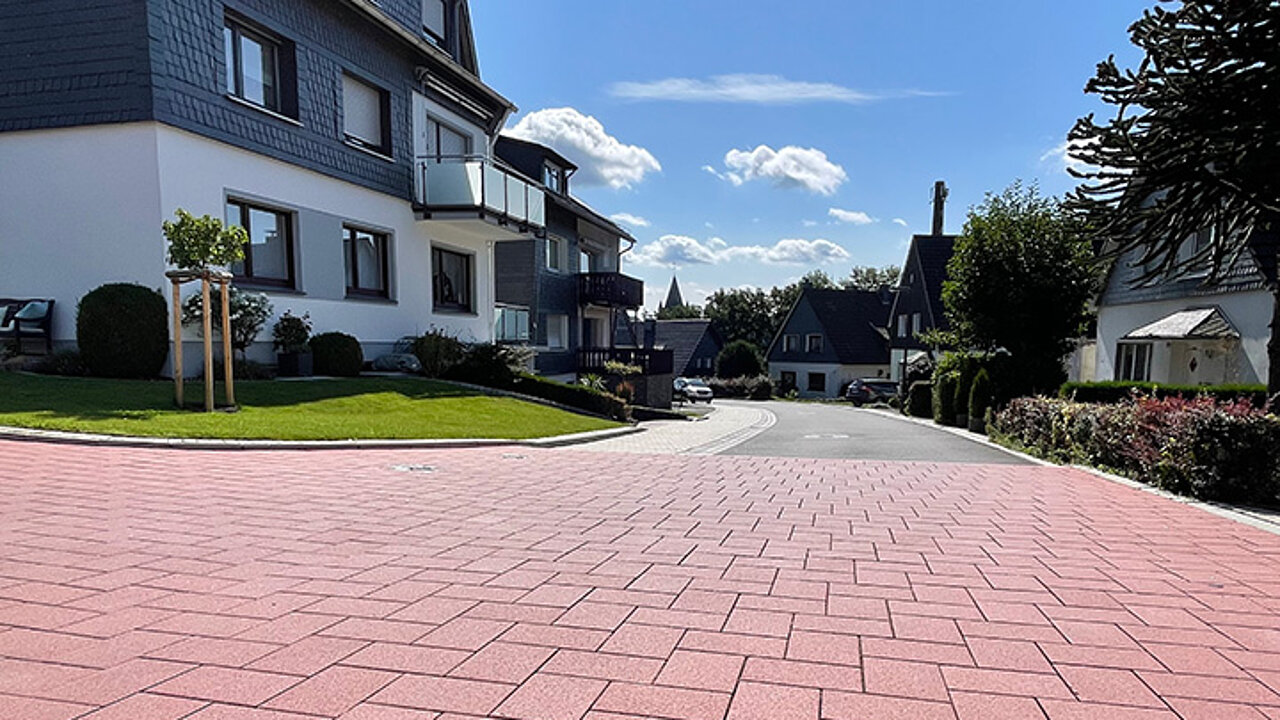 rote Aufpflasterungen