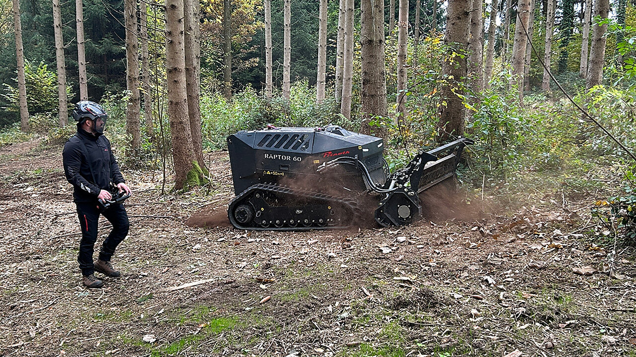 Raptor 60 mit Forstmulcher Grizzly M350h