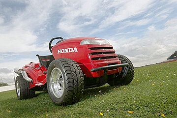 Mean Mower Rasentraktor