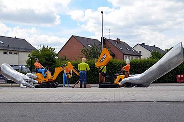 JCB-Bagger als Kunstwerk