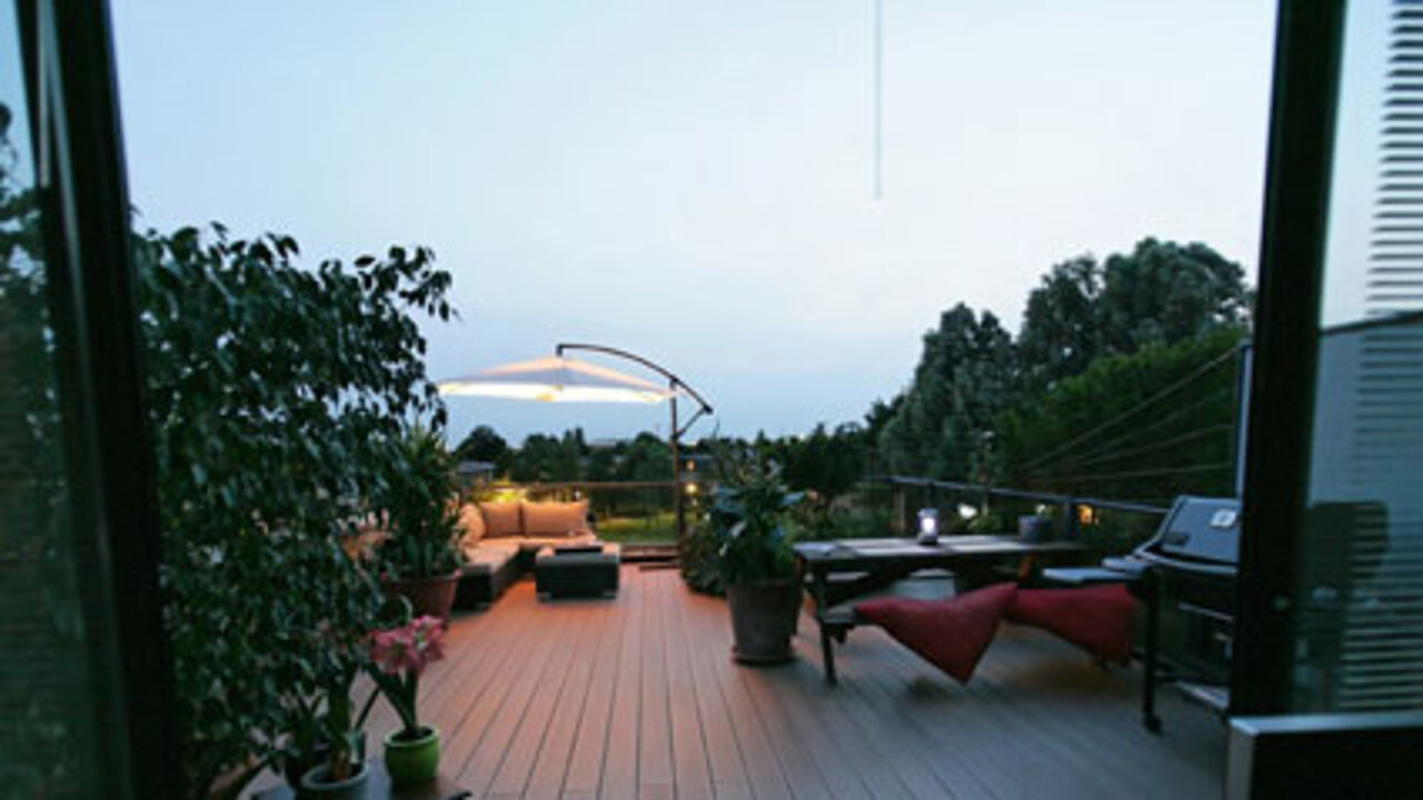 Terrassendielen aus Holz-Polymer