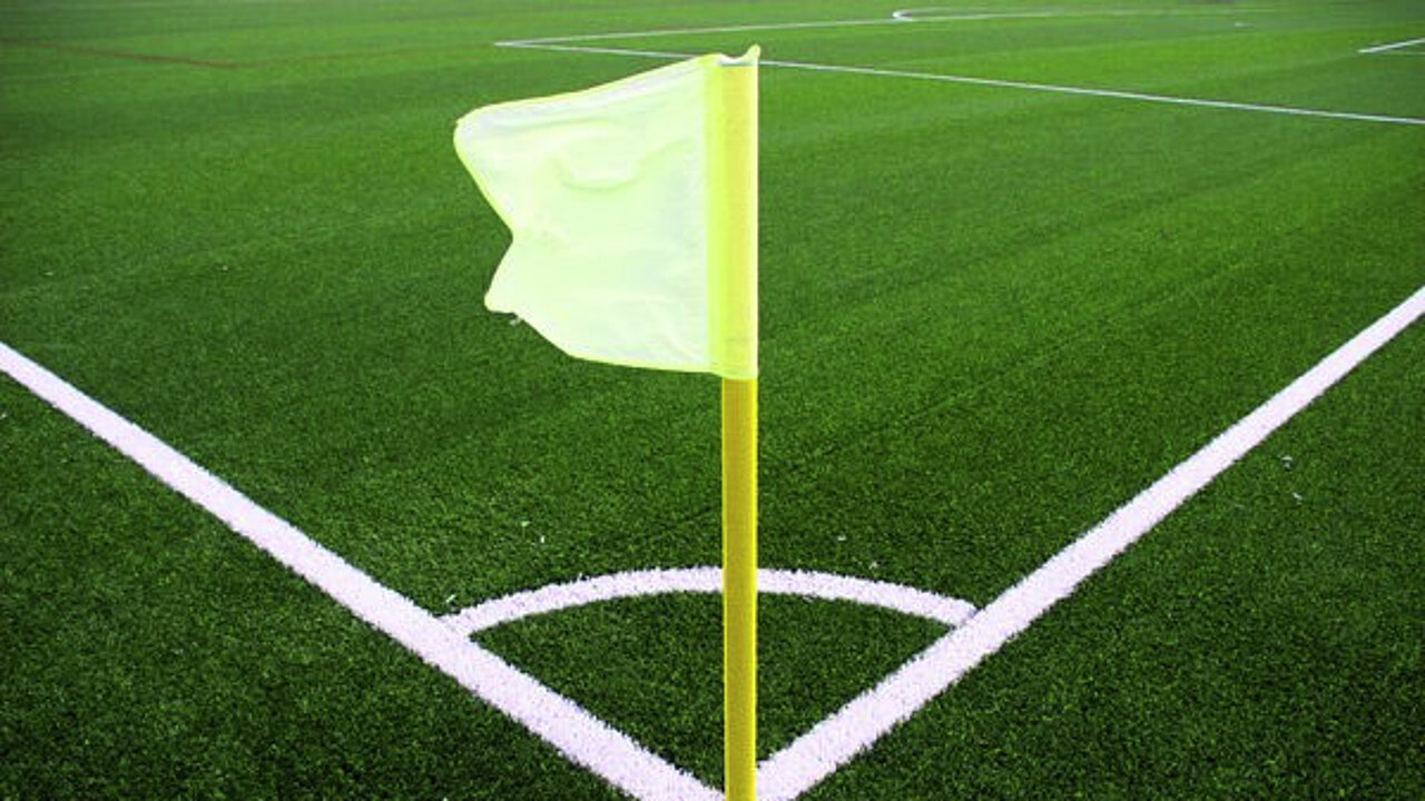 Sportrasenpflege Sportrasenpflege