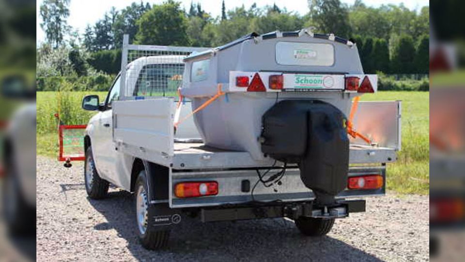 Amarok im Winterdienst