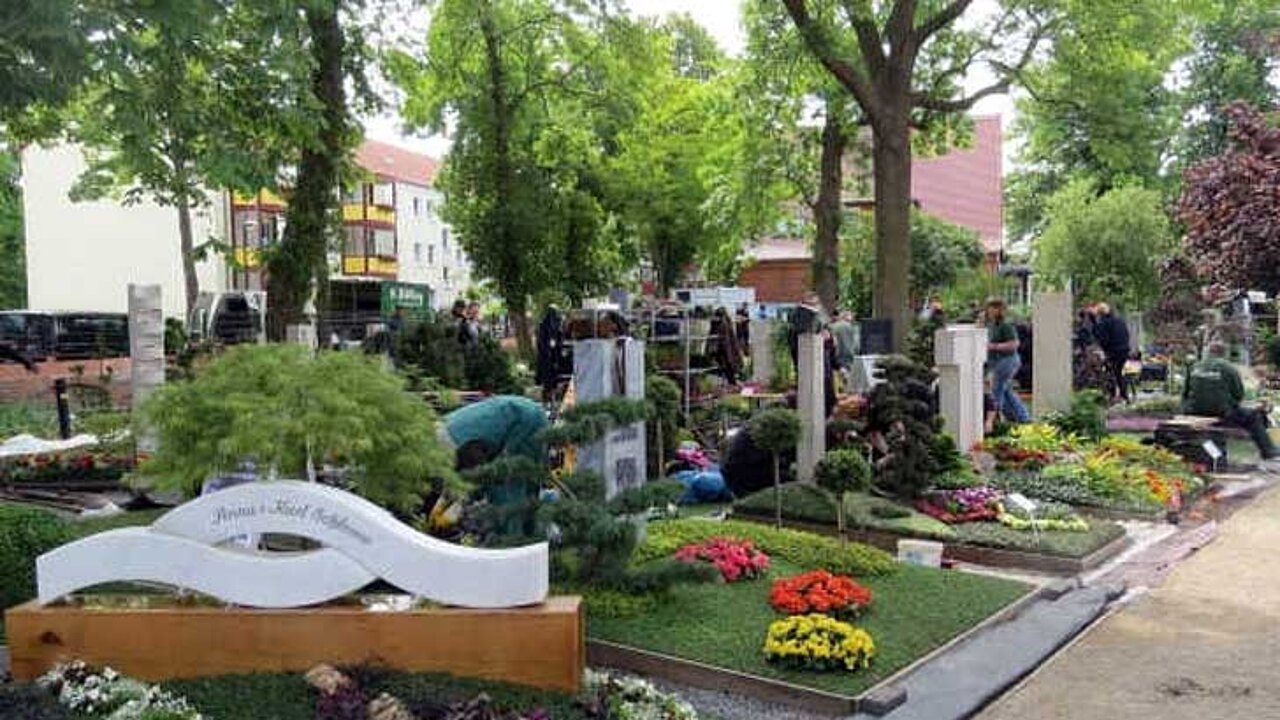 Grabgestaltung und Denkmal