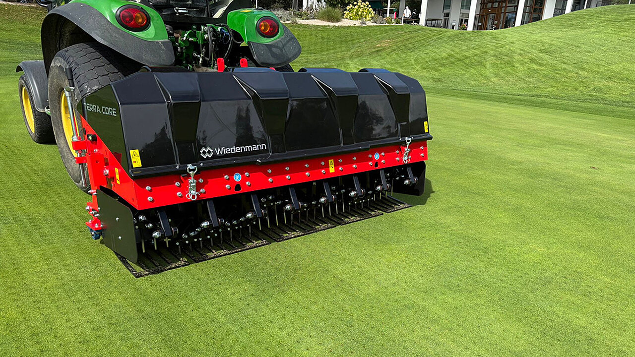 Wiedenmann Terra Core 8 Aerifizierer