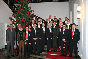 WM-Team mit Begleitern
