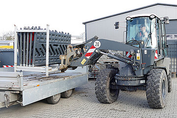 Schwenklader