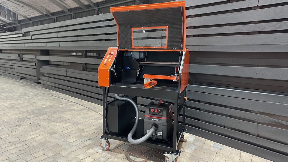 Optimas Schneidemaschine