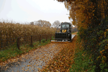 Radweg reinigen