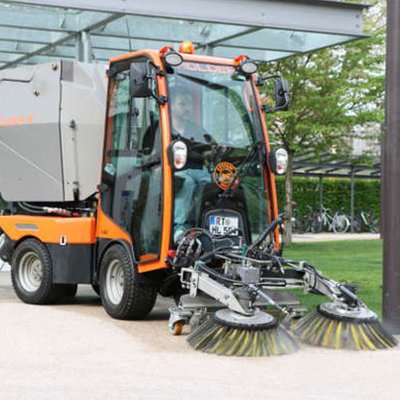 X45 Kehrsaugmaschine